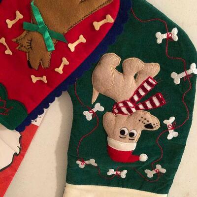 #178 Christmas Towel and Stockings 