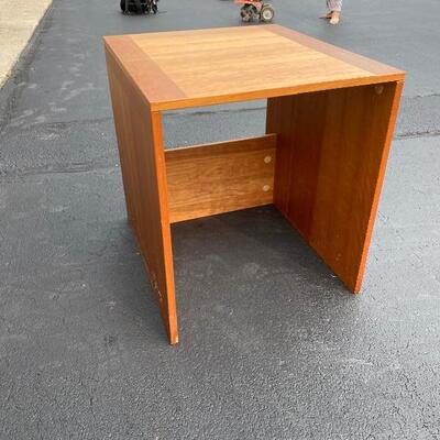 3 metal and leather barstools