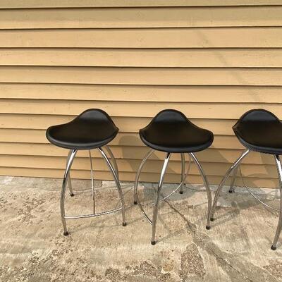 3 metal and leather barstools