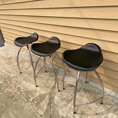 3 metal and leather barstools