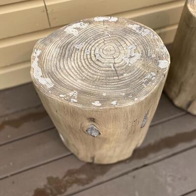 2 Outdoor side faux wood side tables
