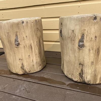 2 Outdoor side faux wood side tables