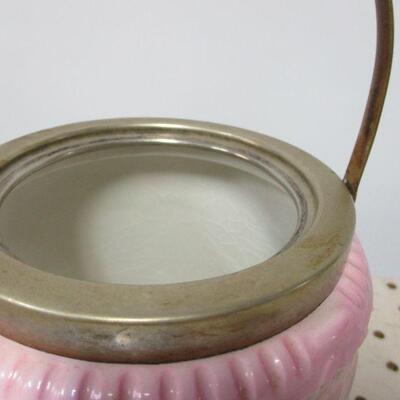 Lot 77 - Antique/Vintage Bridgwood Pottery England Biscuit Barrel 