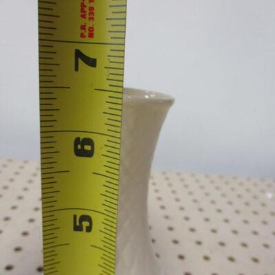 Lot 79 - Irish Belleek Shamrock Vase 