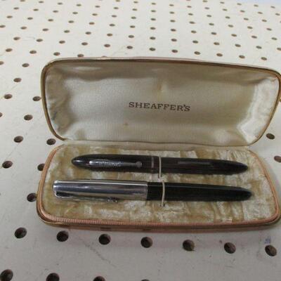 Lot 92 - Sheaffer's & Parker Pens