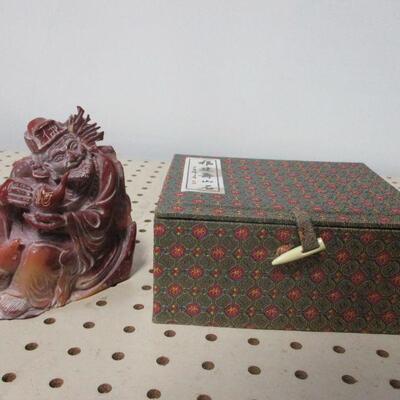 Lot 97 - Asian Figurine