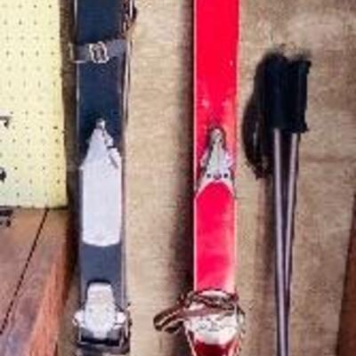 Vintage Head John Mealey and Kastle slalom skis, Austria - both pairs of skis include the ski poles