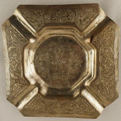 Metal Floral Embossed Ashtray