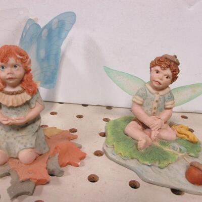 Lot 139 - Fairy Figurines