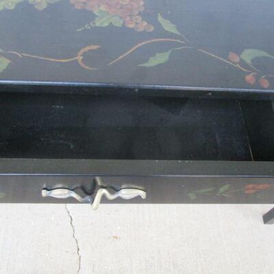 Lot 28 - Solid Wood Painted Foyer Table 48