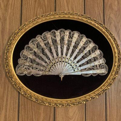 Antique Mounted Lace Hand Fan