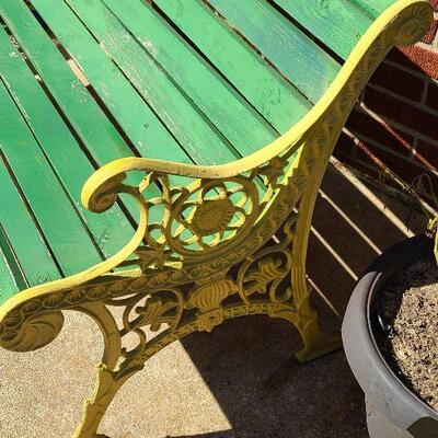 G31: Vintage Cast Iron and Wood Bench