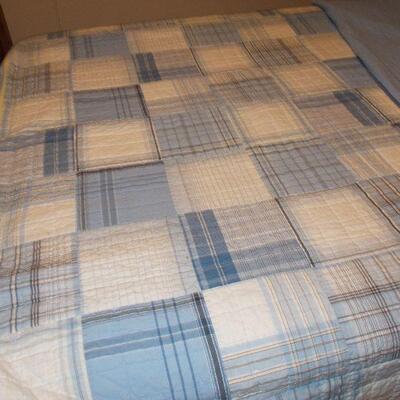 Full/Queen Blue Plaid Lightweight Reversible Quilted Bedspread by Nautica