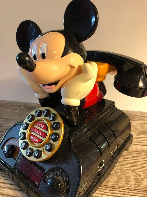 L23: Mickey Mouse Talking Phone | EstateSales.org