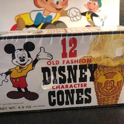 L38: Vintage Disney Lot