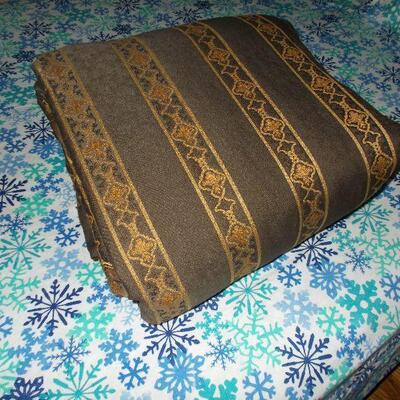 Queen Heavy Weight Brown with Gold Design Stripes Comforter