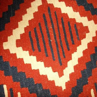 Beautiful Southwestern Design Rug
