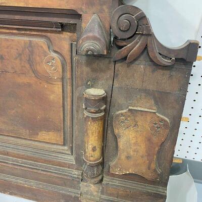 .91. Antique Carved Architectural Salvaged Arch