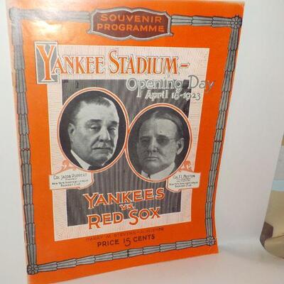 " 1923 Yankee Stadium / Yankee's vs Red Sox". Program.