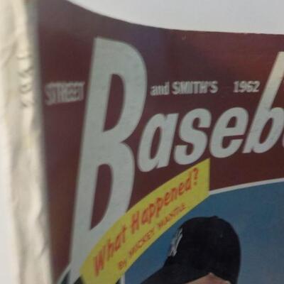 Street and Smiths 1962 Year Book w/ Roger Maris".