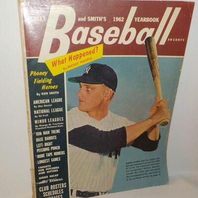 Street and Smiths 1962 Year Book w/ Roger Maris".