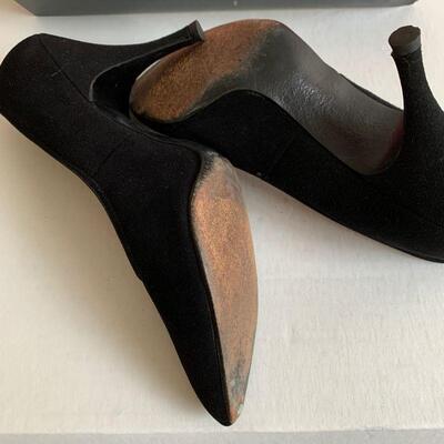 IDT 25   VINTAGE AMERICAN GIRL BLACK SUEDE POINTY TOE HIGH HEELS w/SHOE BOX SIZE 6