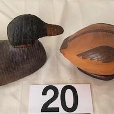 LOT#20LR: Decoy & Duck Bottle Lot