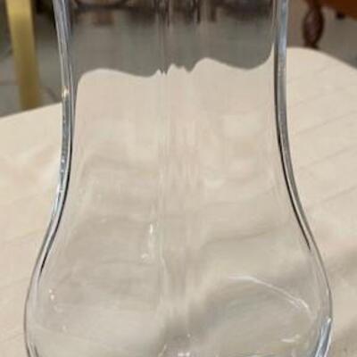 LOT#23LR: Marked Baccarat Crystal Vase