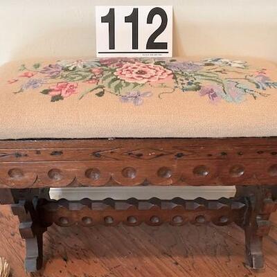 LOT#112H: Arts & Crafts Style Bench with Needlepoint Seat