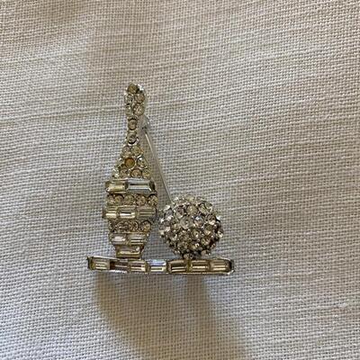 Rhinestone bowling pin brooch 
