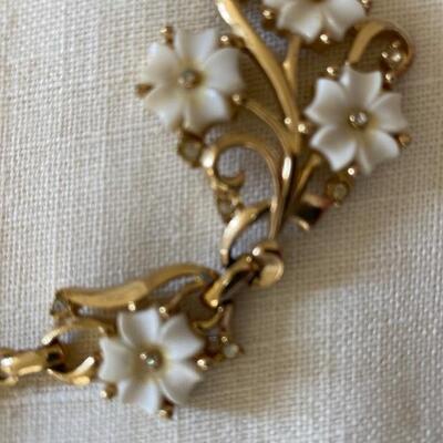 Vintage floral on branch goldtone necklace 1950s