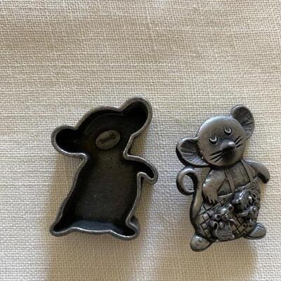 Miniature mouse box