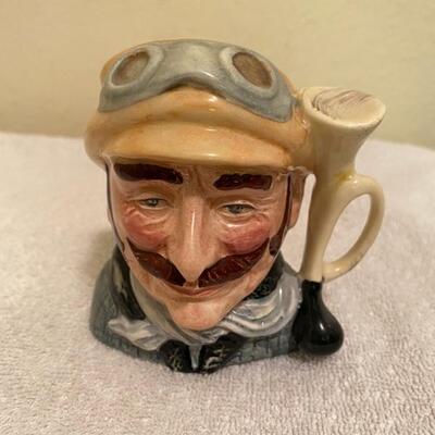 Vintage Circa 1972 Royal Doulton "Veteran Motorist" D6633 Toby Jug