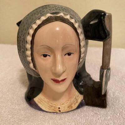 Royal Doulton "Anne Boleyn" Character Jug 1975 - D6650