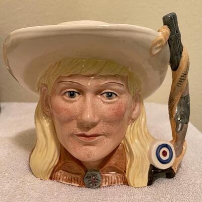 Royal Doulton Annie Oakley Toby Jug D6732, Wild West Collection vintage 1984
