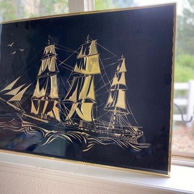 Gold and black ship art 
