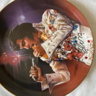 Elvis lot plates 