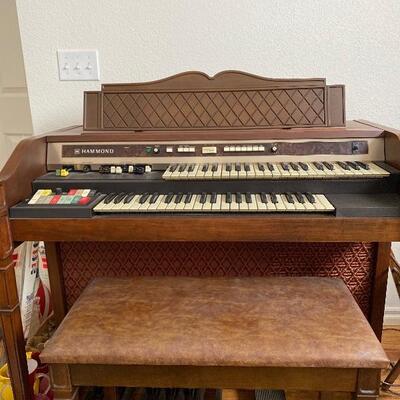 Hammond cougar organ 