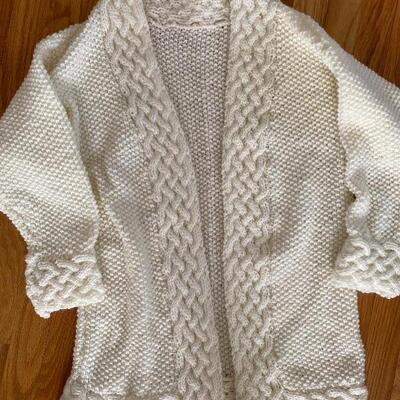 Vintage hand knit cream cardigan sweater 