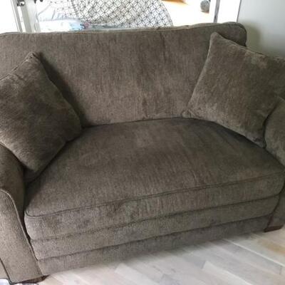 Comfortable Chair which converts to single bed- NEW