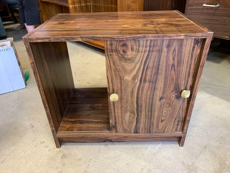 366 Side Table With Sliding Doors