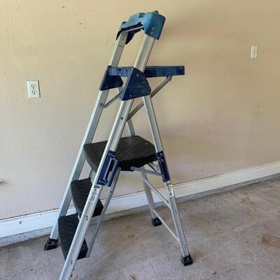 Werner 300lb Step Stool/Project Ladder 