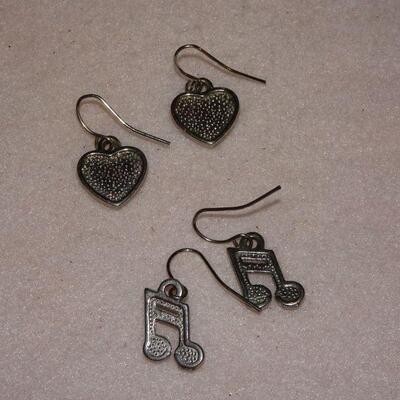 Cute Musical Themed Wire Hook Earrings