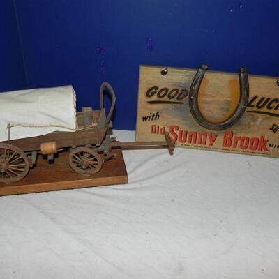 COVERED WAGON & WALL DECOR