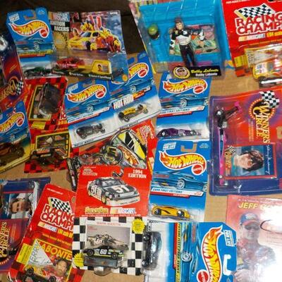 Lot-2 - 1997 to 2000 Hot Wheels & johnny Lighting Racing Cars (27).