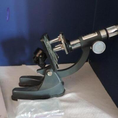VINTAGE ELECTRICITY LAB & MICROSCOPE