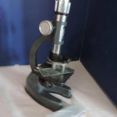 VINTAGE ELECTRICITY LAB & MICROSCOPE