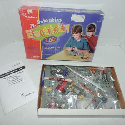 VINTAGE ELECTRICITY LAB & MICROSCOPE