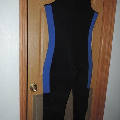 WETSUIT