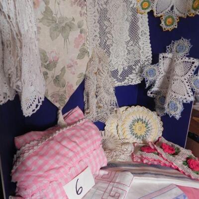 LINEN  BEAUTIES 